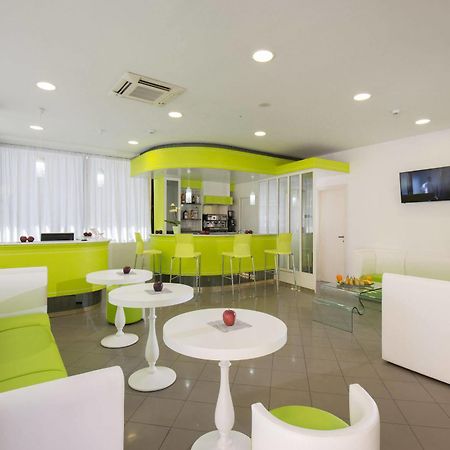 Hotel Scarlet Rimini Luaran gambar