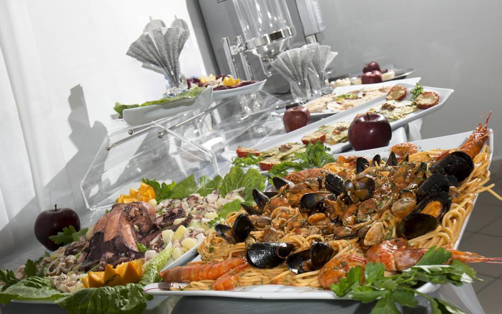 Hotel Scarlet Rimini Luaran gambar