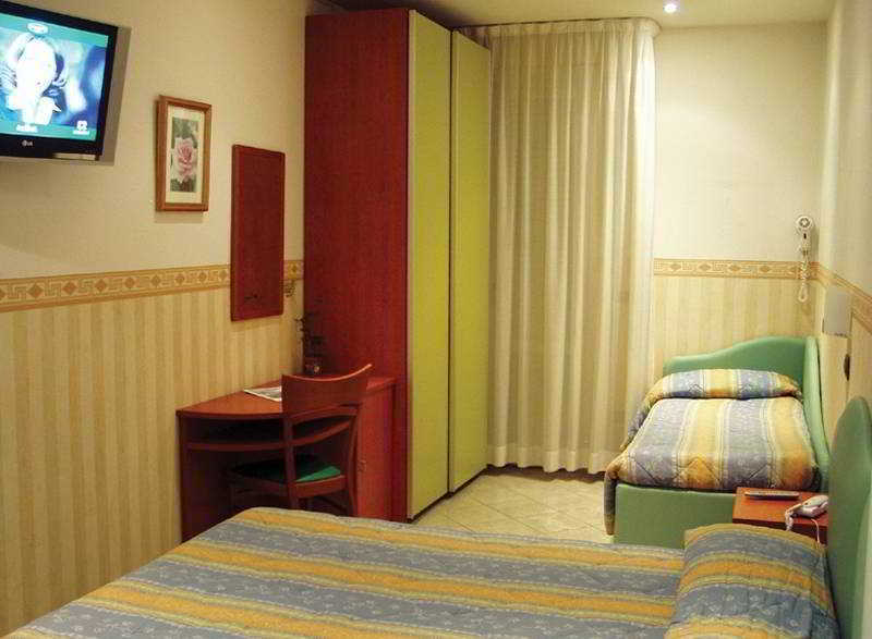 Hotel Scarlet Rimini Luaran gambar