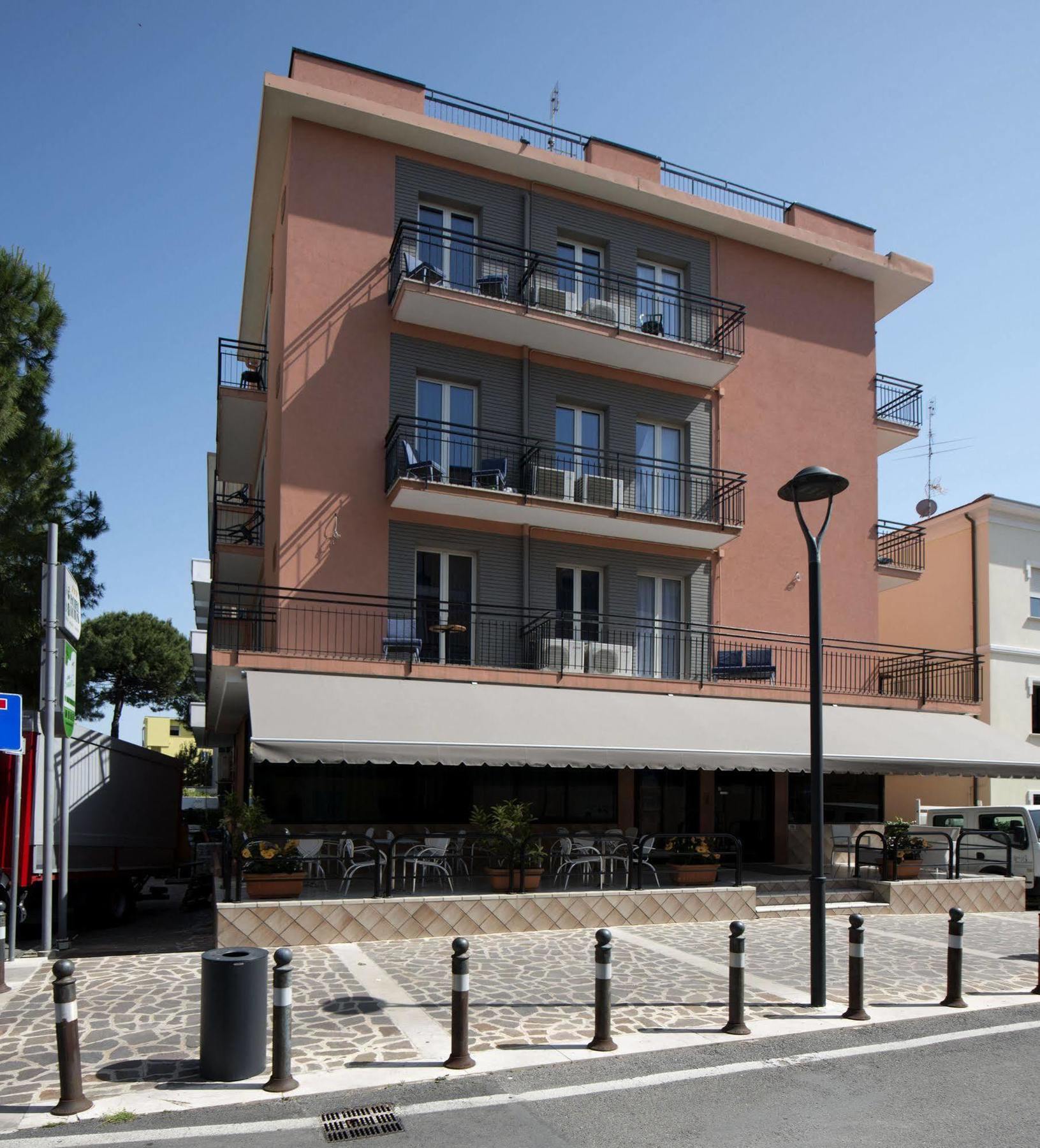 Hotel Scarlet Rimini Luaran gambar