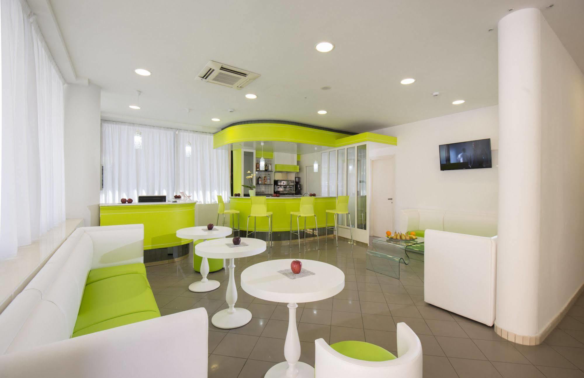 Hotel Scarlet Rimini Luaran gambar